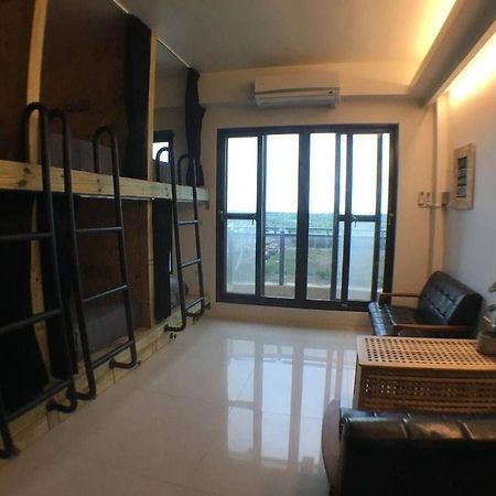 Wave Backpackers Hostel Đầu Thành Ngoại thất bức ảnh